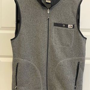 The North Face Fill Zip Vest